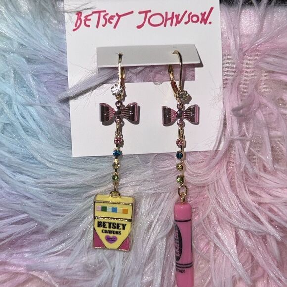 BETSEY JOHNSON MISMATCHED CRAYON EARRINGS - Picture 2 of 7